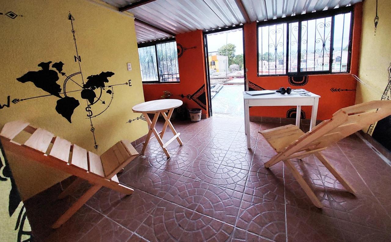 Casa Latina Hostel San Cristóbal de Las Casas Екстериор снимка